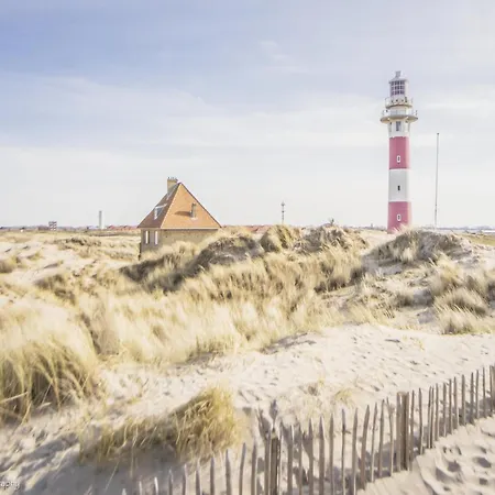 In Located Near The Sea, Cleaning Included * Nieuwpoort