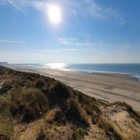 In Located Near The Sea, Cleaning Included *